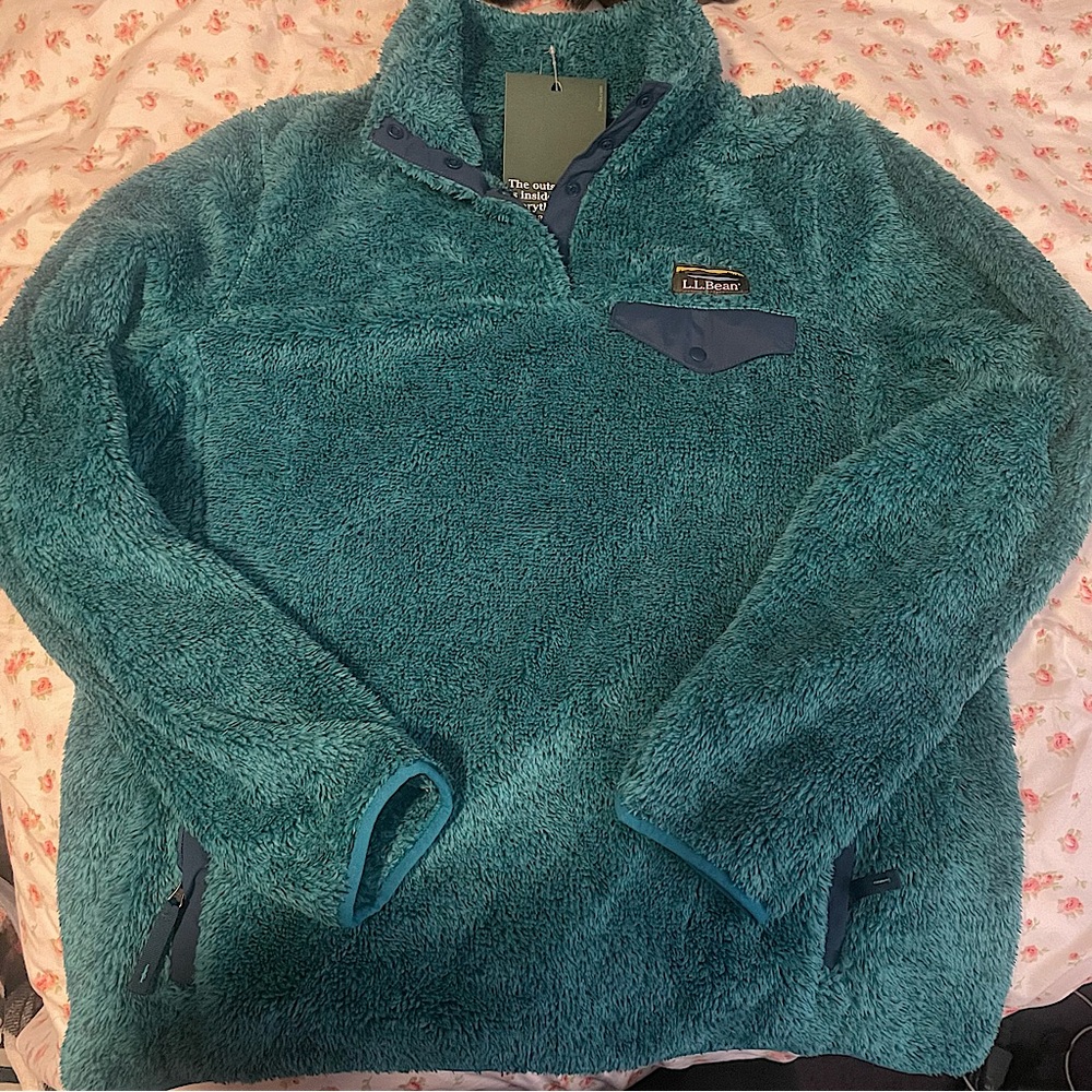 L.L. bean green sherpa fleece